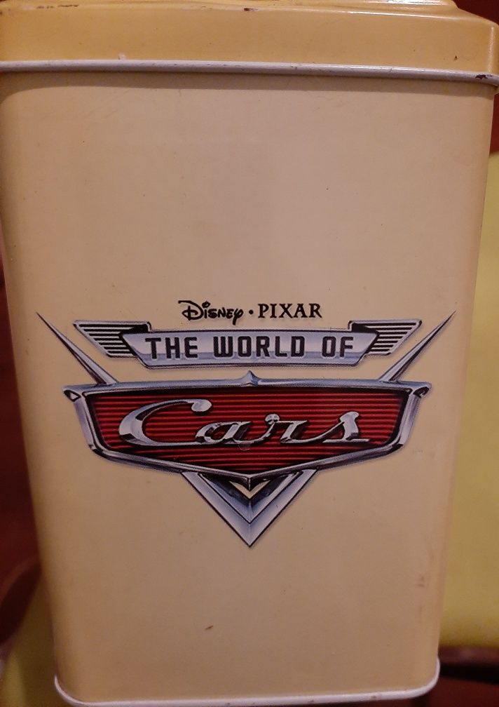 Mealheiro da Disney Pixar - "The world of cars"