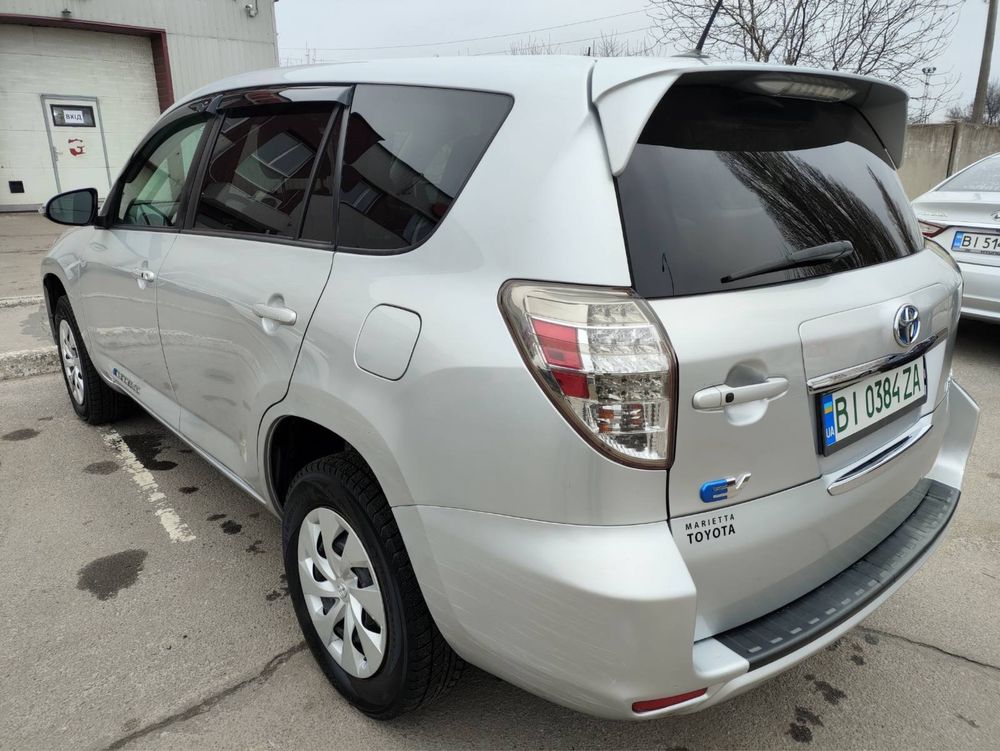 Toyota RAV 4 EV електрична