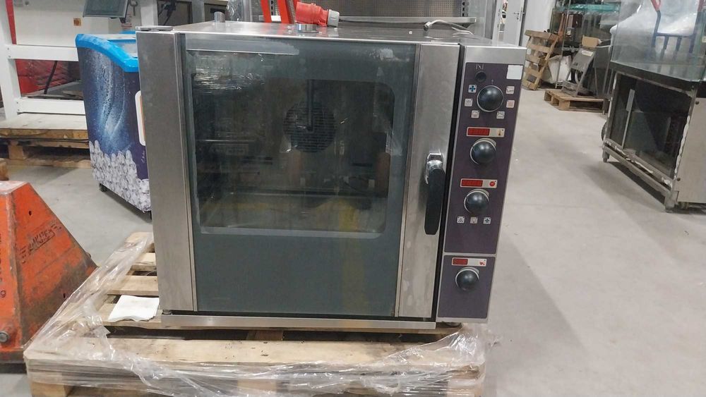 Piec konwekcyjno-parowy Dexion – 400 V, 7900 W, miejsce na 6 × GN 1/1