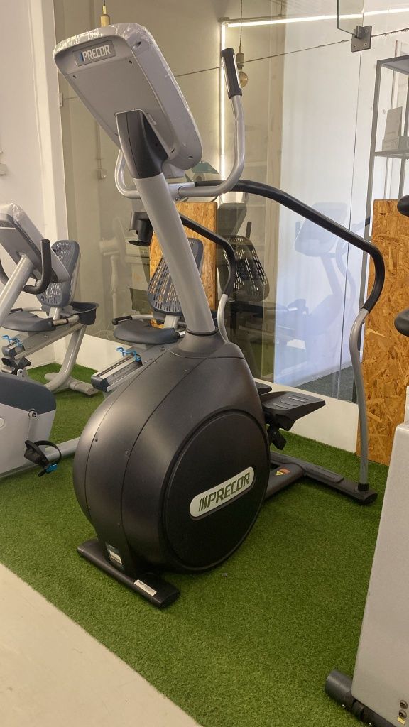 Stepper e elíptica precor