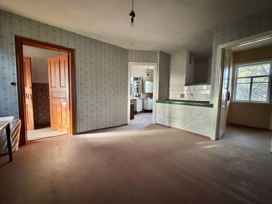 Продається затишний будинок у селі Білозір’я