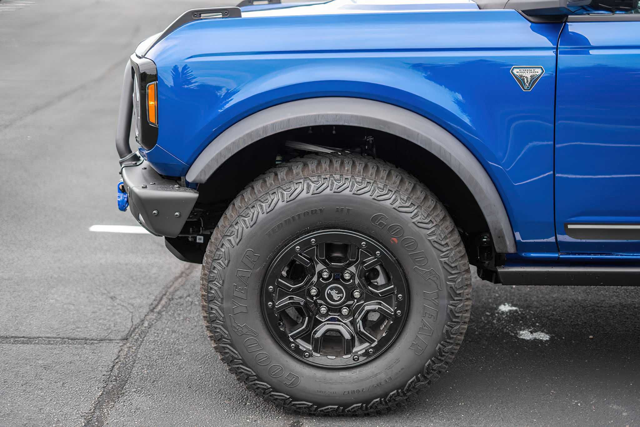 Ford  Bronco First Edition      2021
