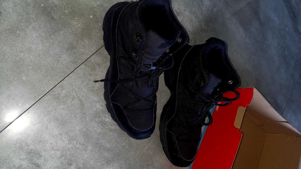 Buty puma jesienno zimowe r.43