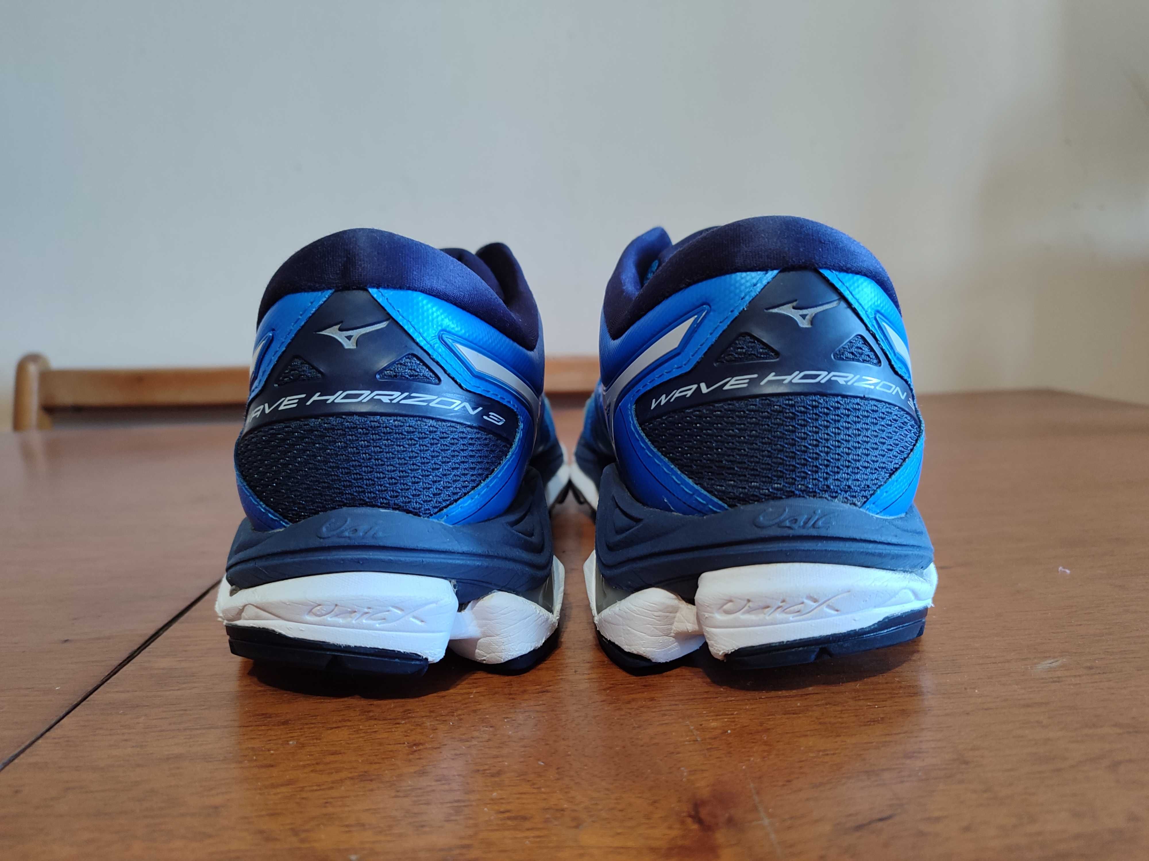 Кроссовки Mizuno Wave Horizon 3 45р. стелька 29,5 см.