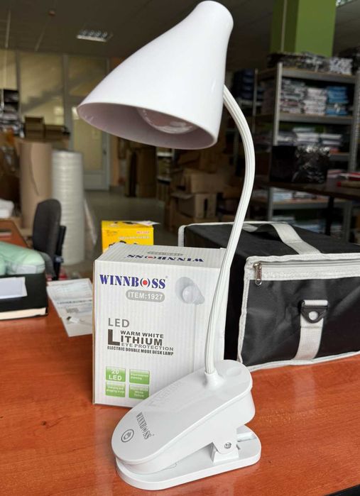 Розпродаж! Настільна аккумуляторна LED-лампа (настільний світильник)