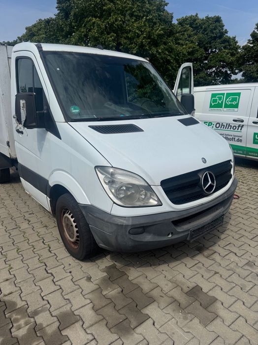 Mercedes sprinter przód maska 906