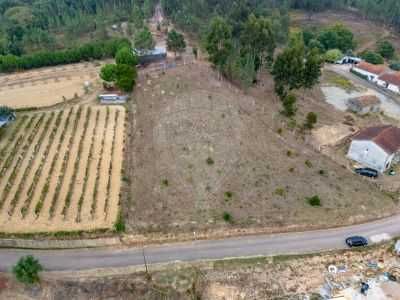 Terreno urbano em  Lousã- Foz de Arouce/Casal de Ermio