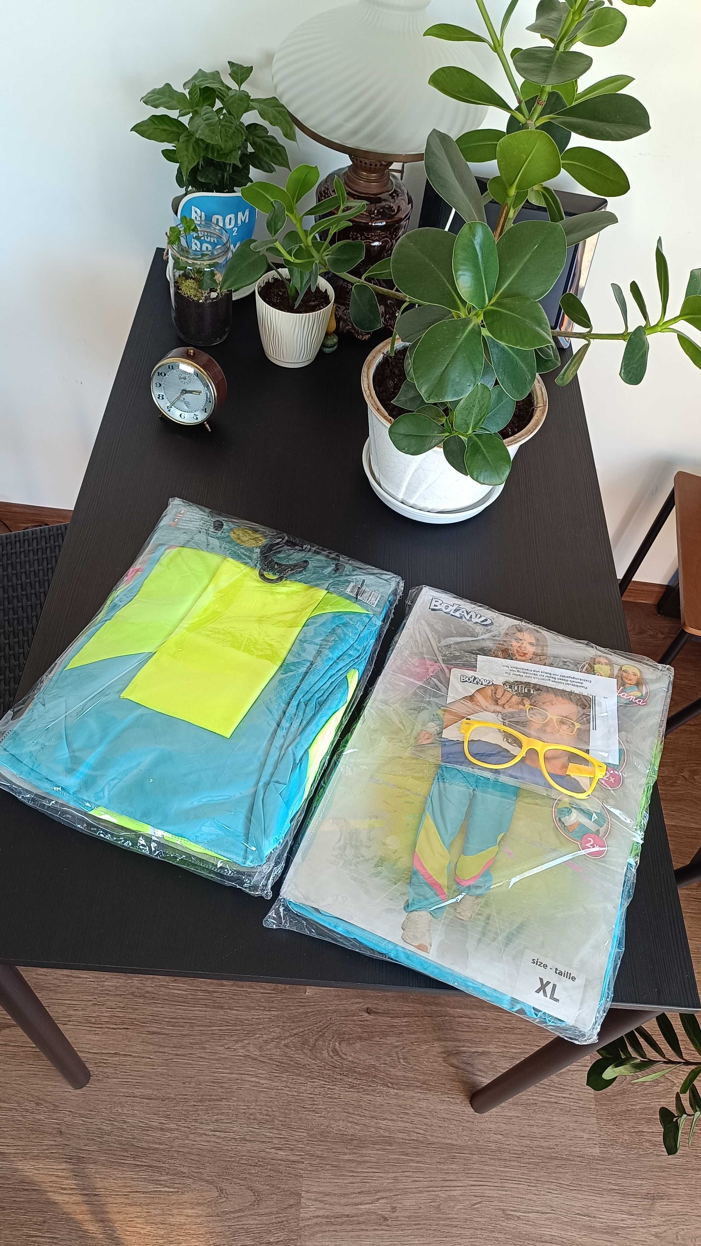 Kurier GRATIS, Dres lata 80, impreza, oldschool, Boland, dres, bandana