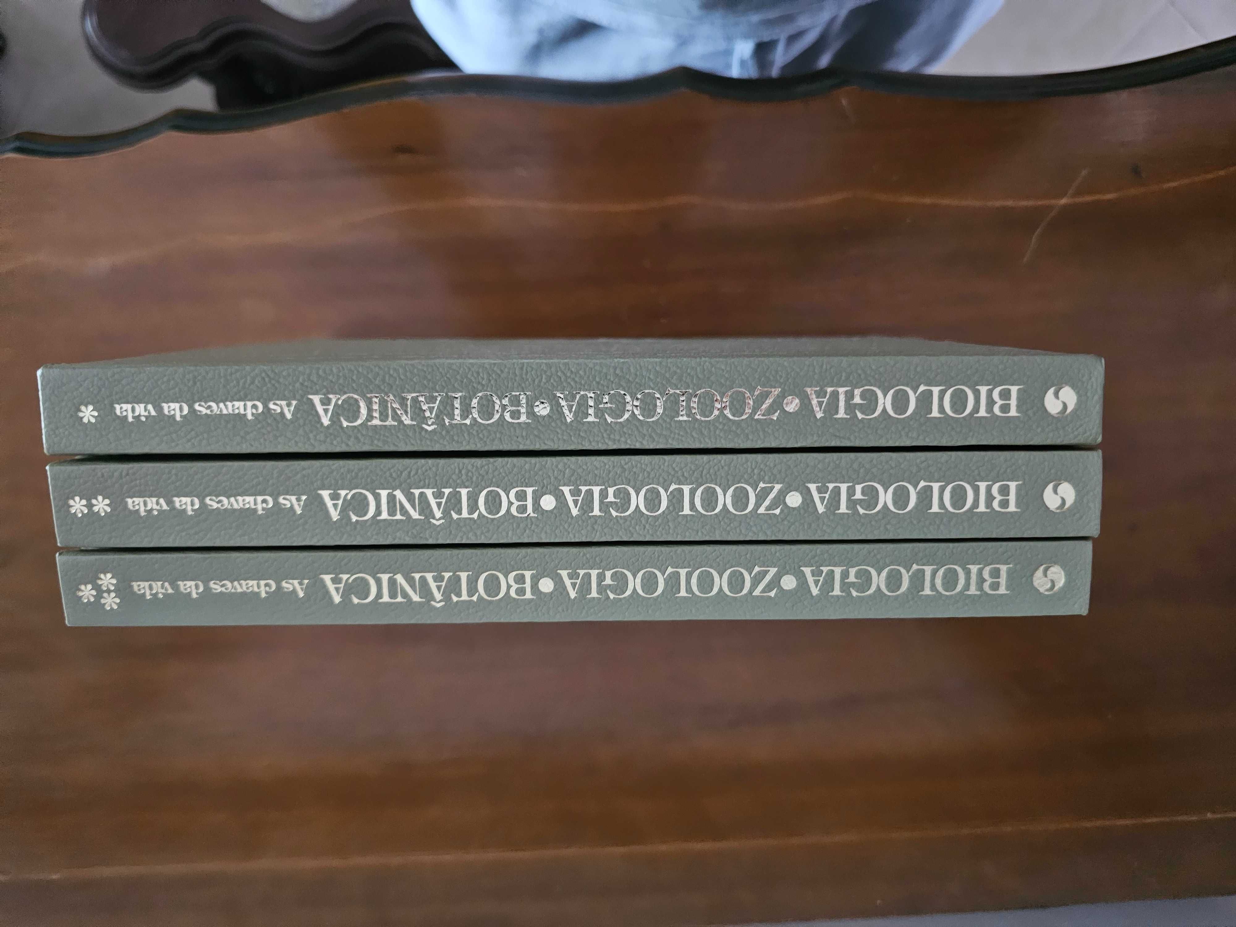 Livros antigos Biologia, Zoologia, Botânica (3 Vols., 1979)