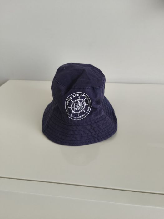 Vende-se chapéu colégio Bartolomeu Dias