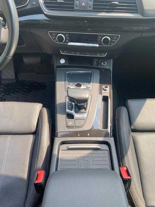 Audi Q5 II (FY), 2019