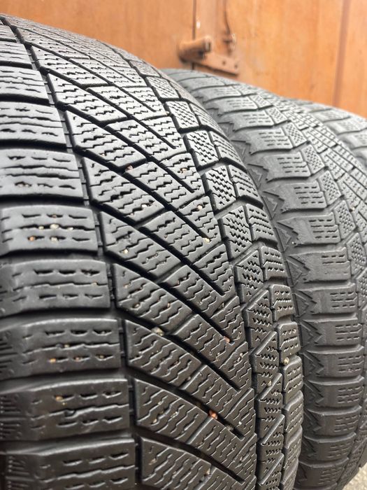Шини 215/60 r16 бу Continental зимові