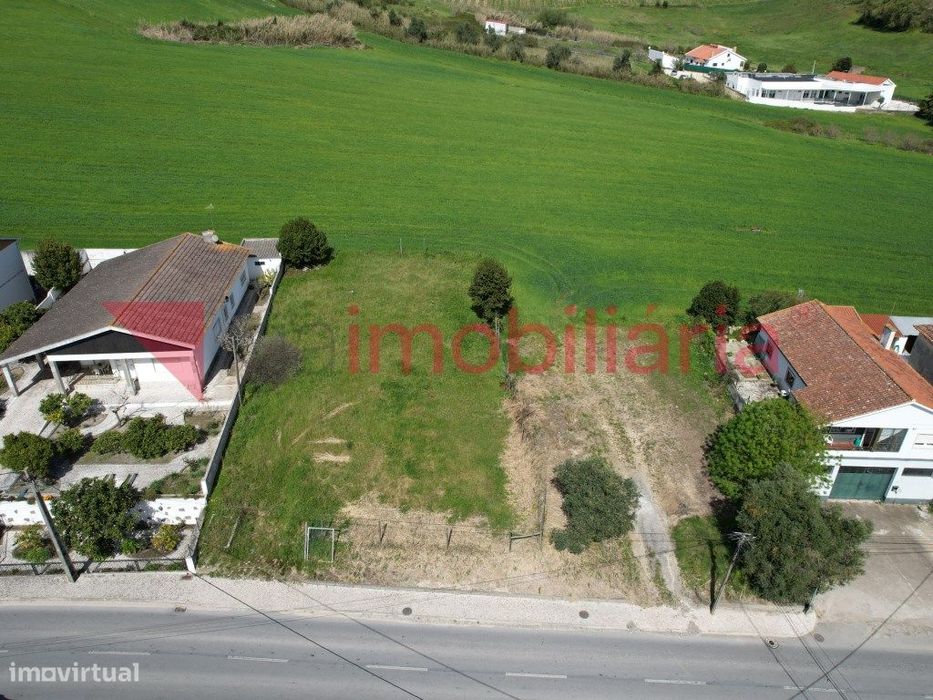 Terreno Urbano para Construção Merceana