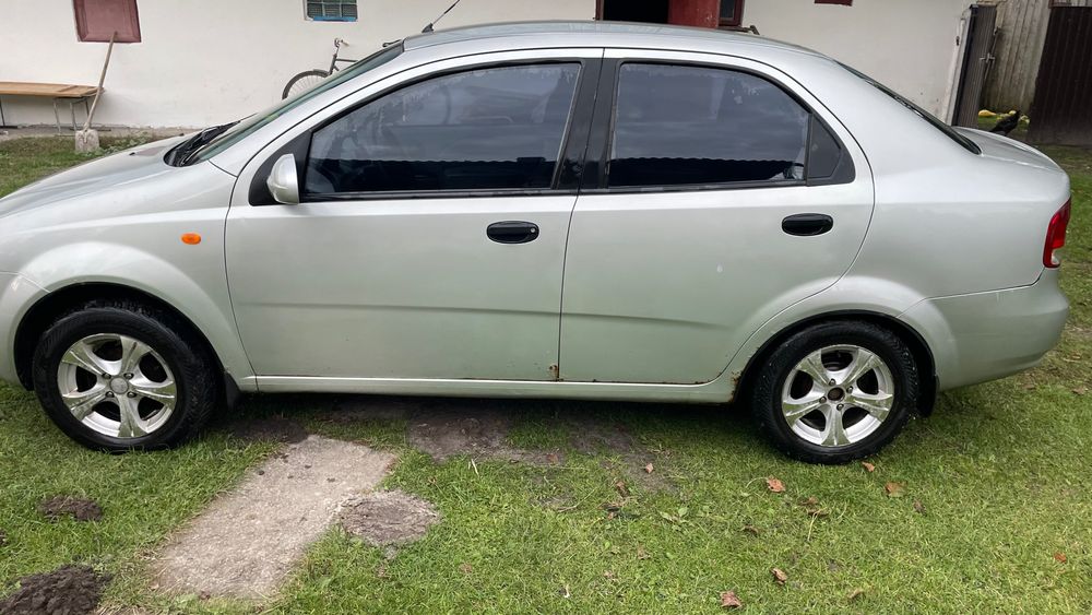 Chevrolet AVEO T250