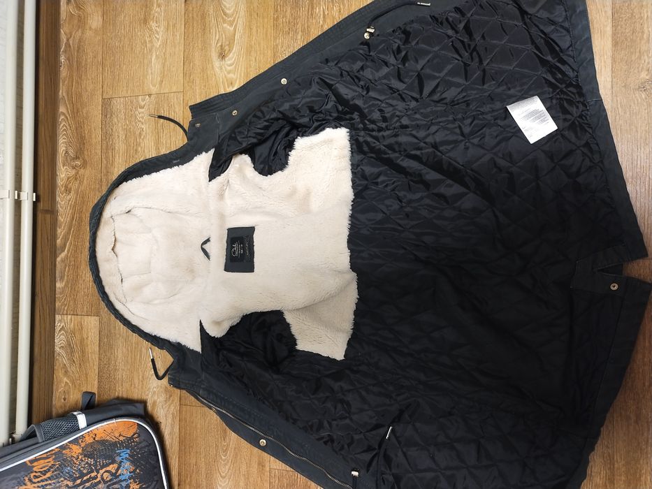 Фирменная парка отличного качества