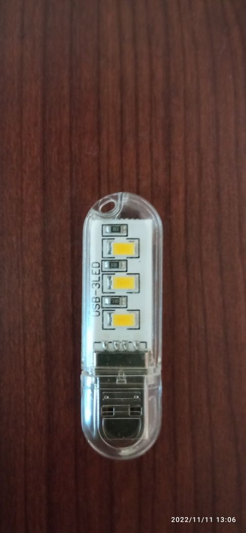 USB ліхтарики холодного та теплого світла.