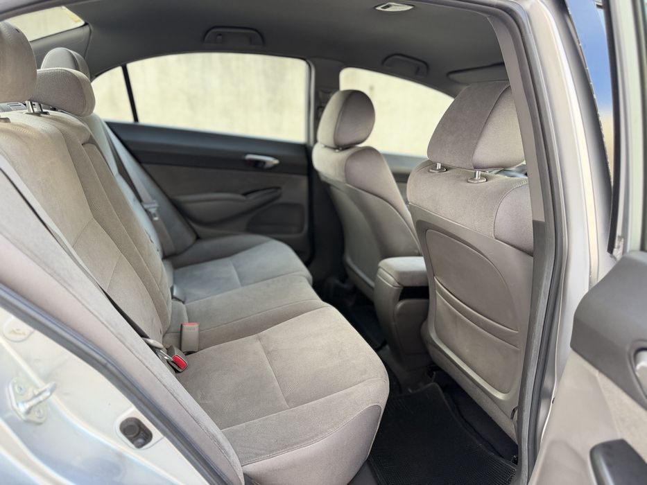 HONDA CIVIC 4DR HYBRYDID