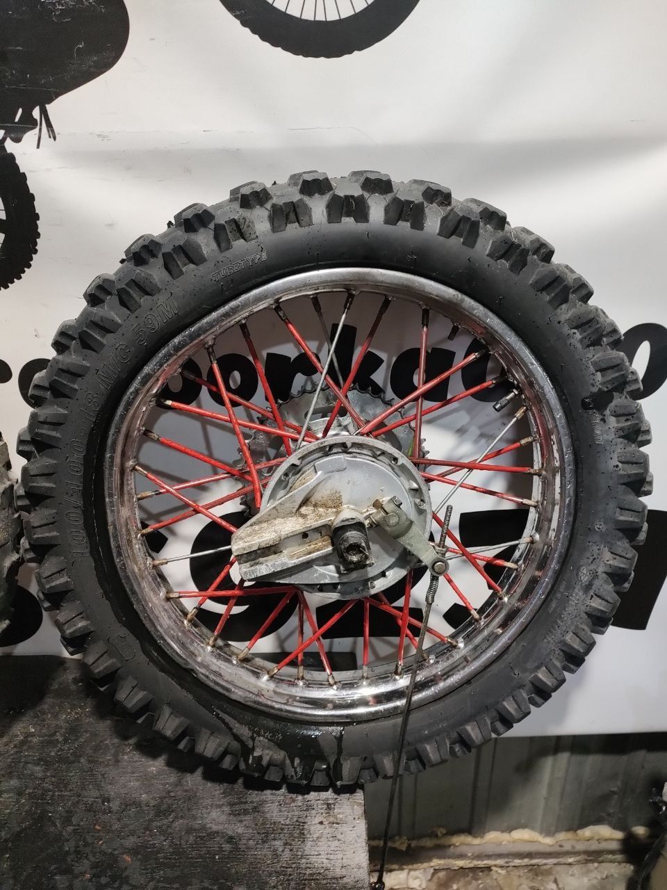 Пара колес в зборі до мотоцикла Shineray 6C!(Або аналоги)! R18-R21!