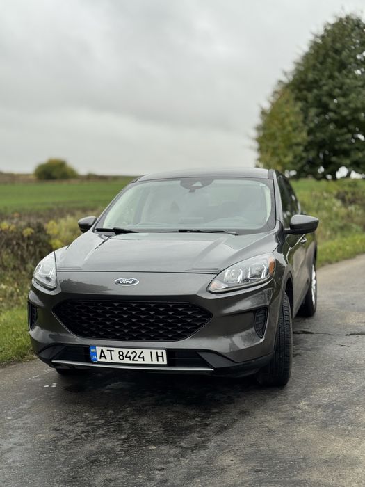 Ford Escap 2020 року