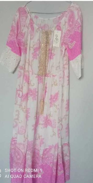 Śliczna nowa włoska sukienka boho biało-różowa