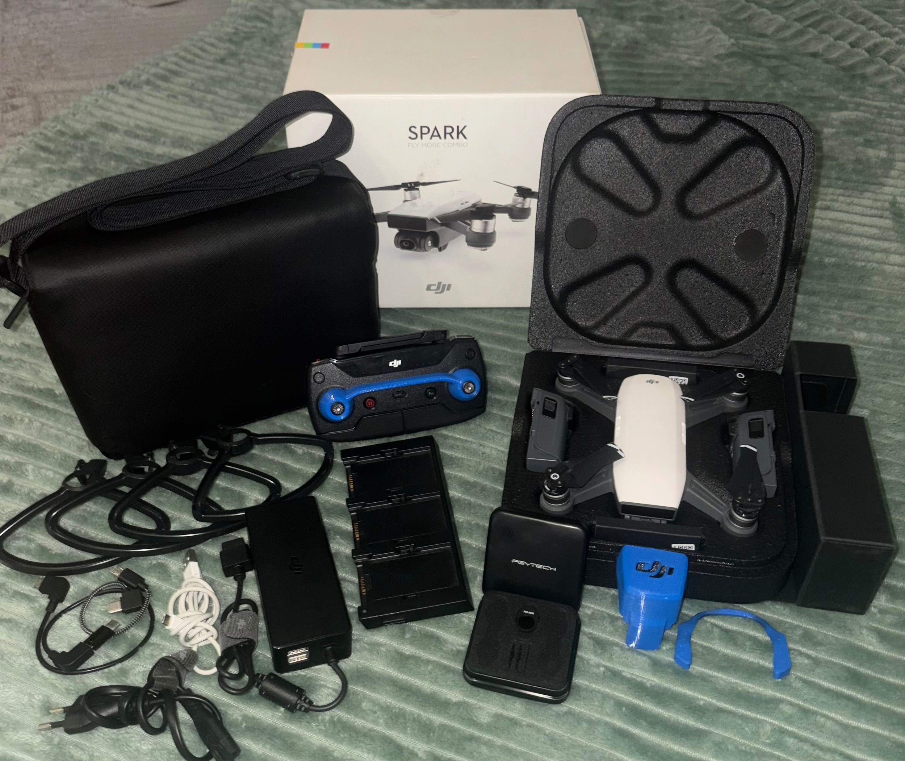DJI Spark Fly More Combo  3 baterie