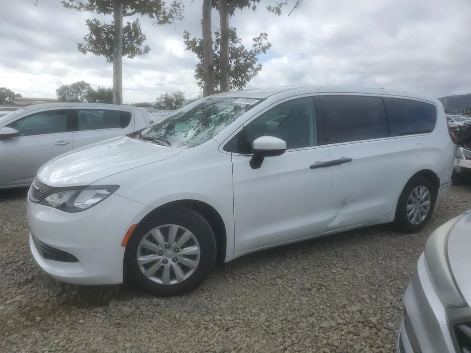 Chrysler Pacifica pali, jeździ  3,6L, automat, 7 osób  KUPIONY w transporcie do Polski