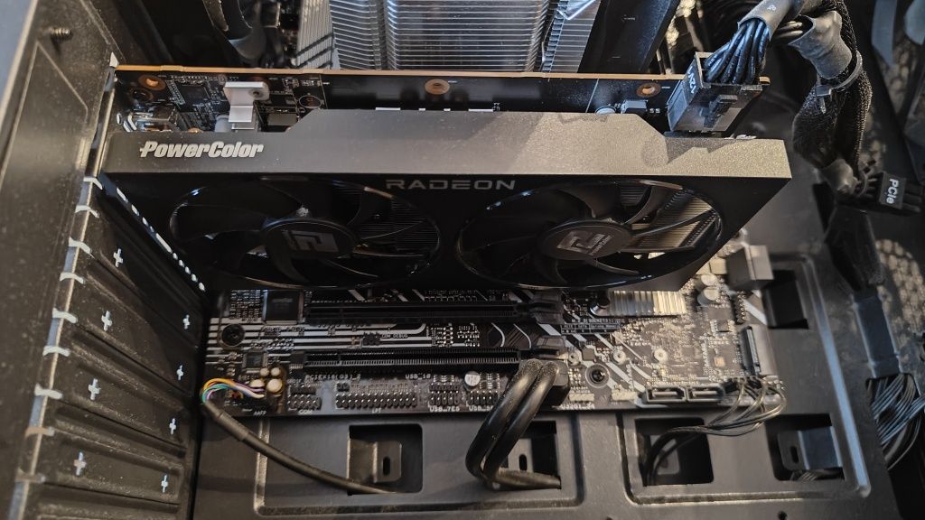 Komputer PC 1TB/32GB/i5-12400F/RX6600 8GB/500W + klawiatura i mysz