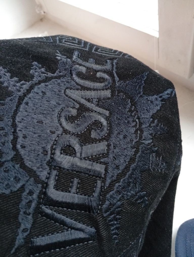 Versace oryginalne wiosenne luxury kurtki męskie w stanie idealnym