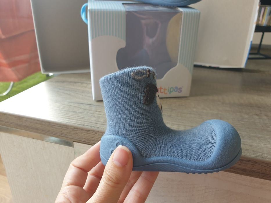 Sapatos attipas novas