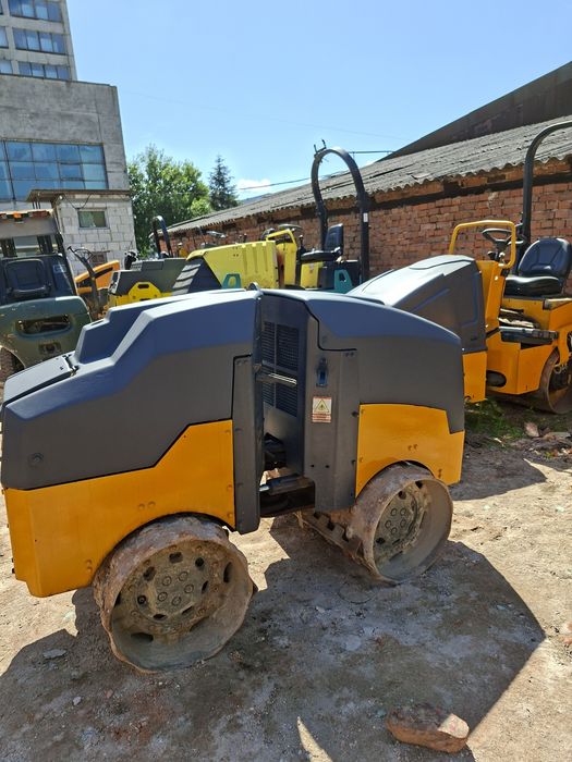 Міні каток Вібро каток ammann 1575 каток асфальний  bomag hamm