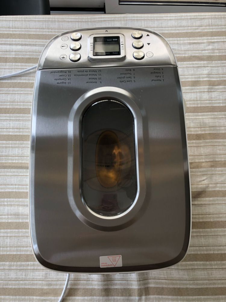 Maquina de fazer pão, bolo e yogurte