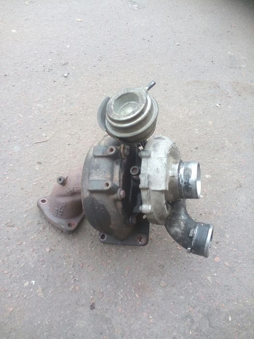 Розборка Audi a6 c5 2.5 турбіна на ауді А6 с5 2.5