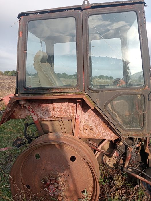 Кабіна велика на трактор ЮМЗ 6