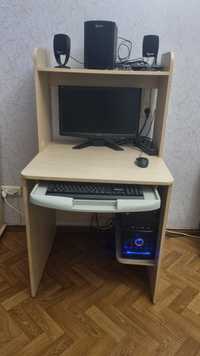 Разобранный Компьютерный стол