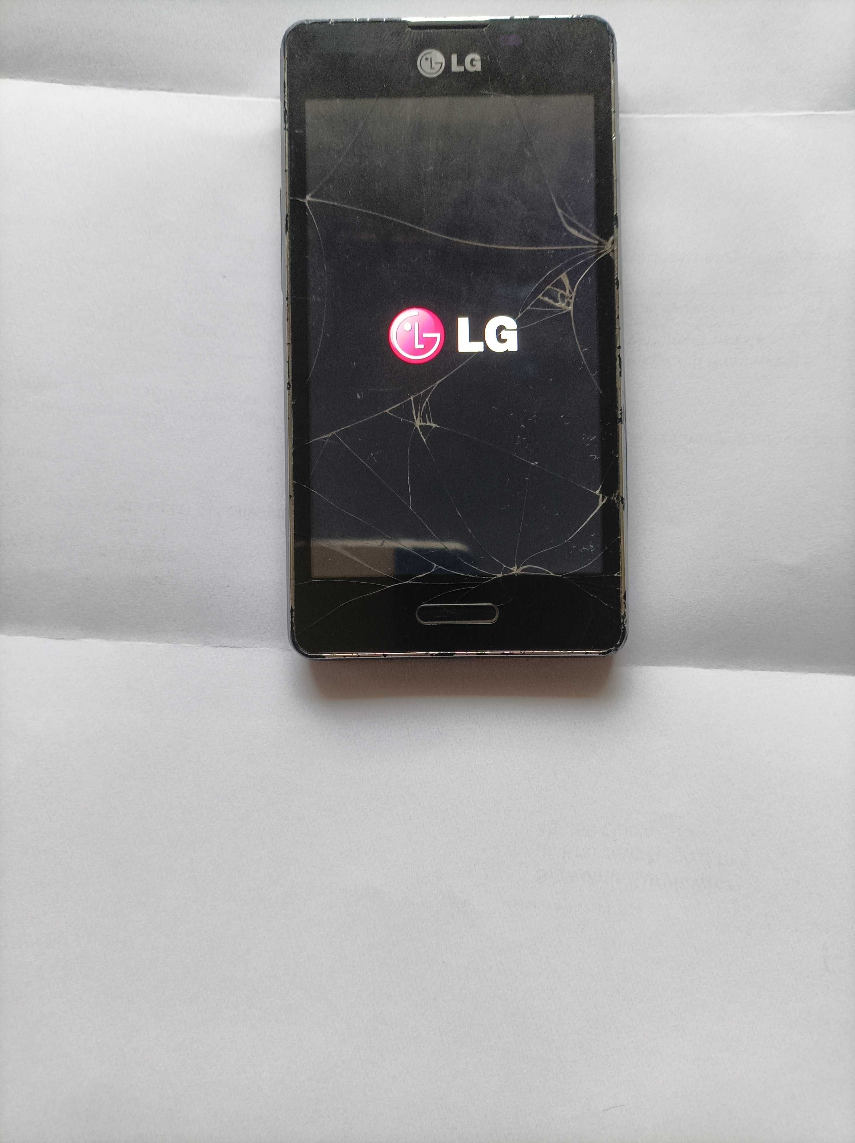 Sprzedam uszkodzony telefon LG E460