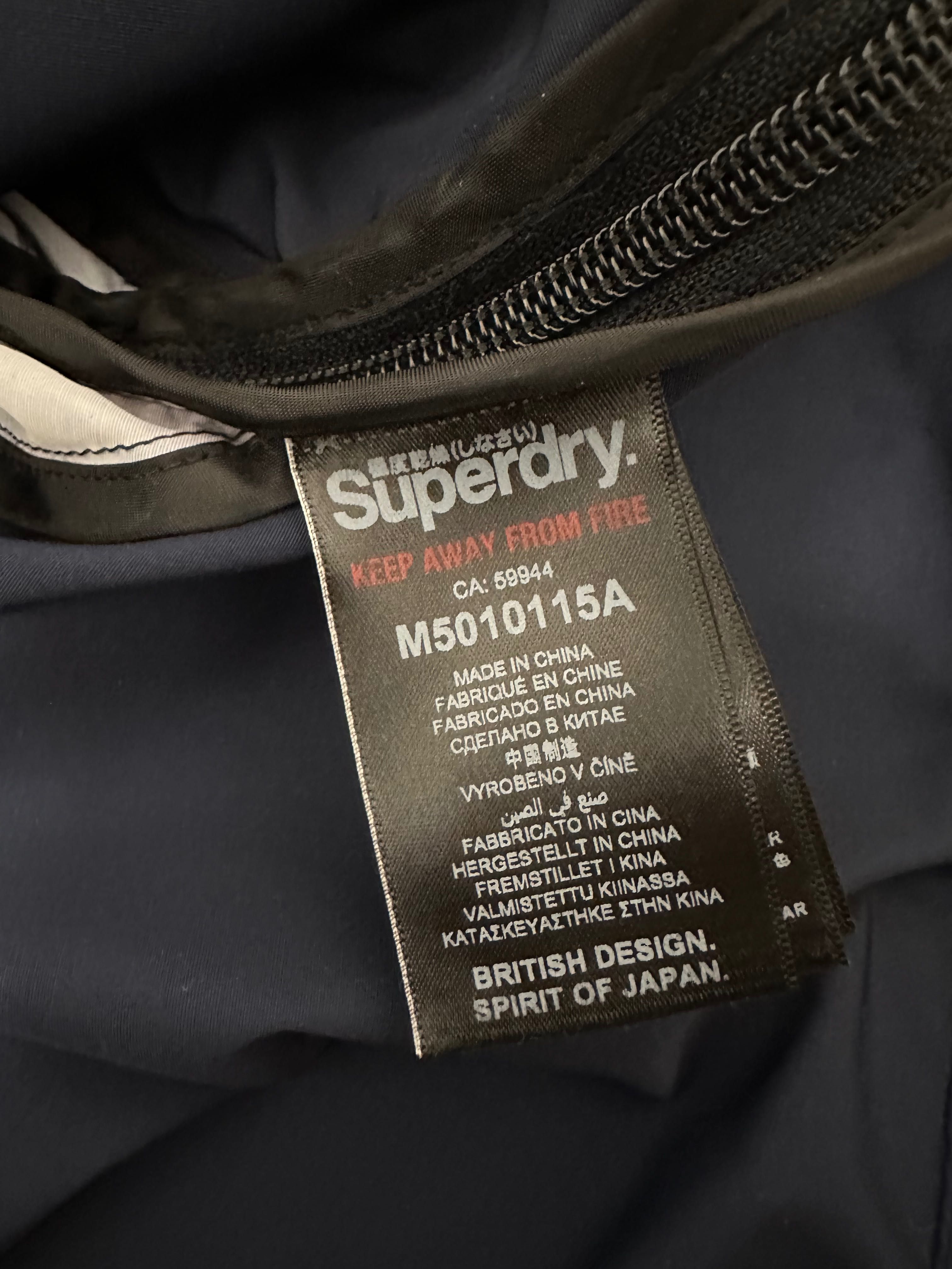 Анорак / ветровка SuperDry Л размер