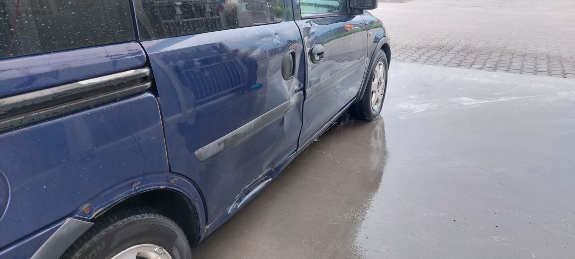 Продам opel combo 1.7 cdti