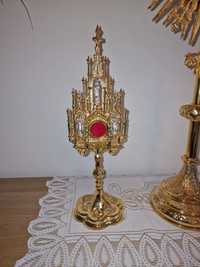 Relikwiarz lub monstrancja gotycka liturgiczne