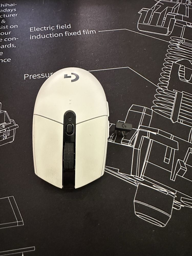 мышка  Logitech G305
