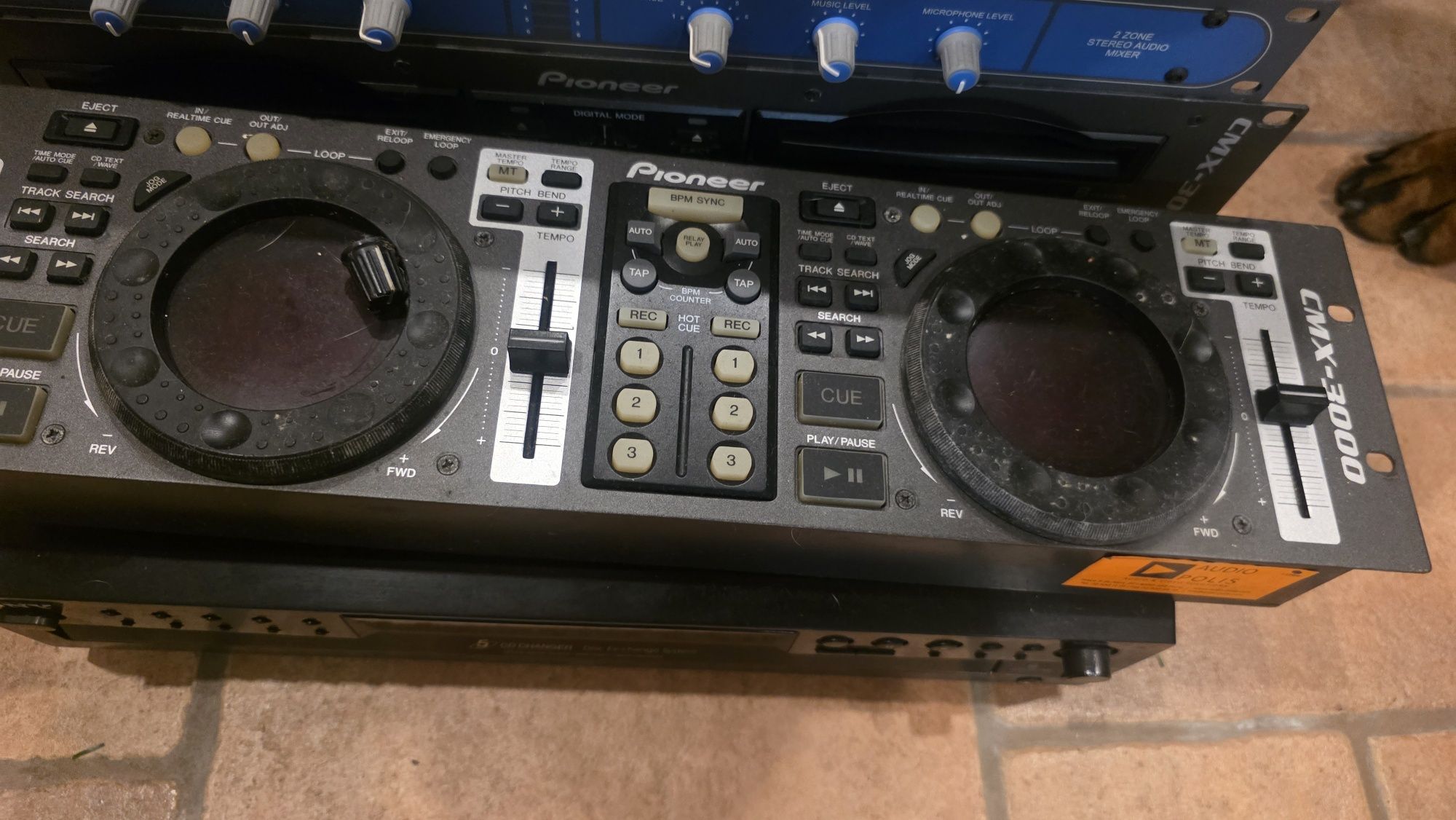 Pioneer cmx 3000 dual cd player