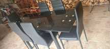 Mesa de vidro preto