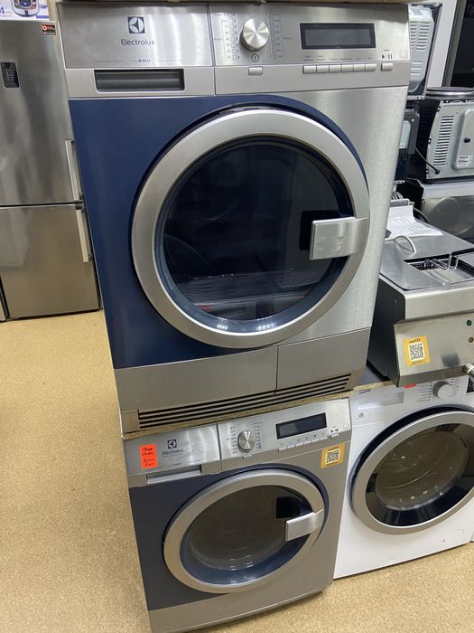 Комплект 1 + 1 пральна та сушильна машини Electrolux