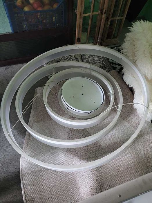 Lampa oświetleniowa LED