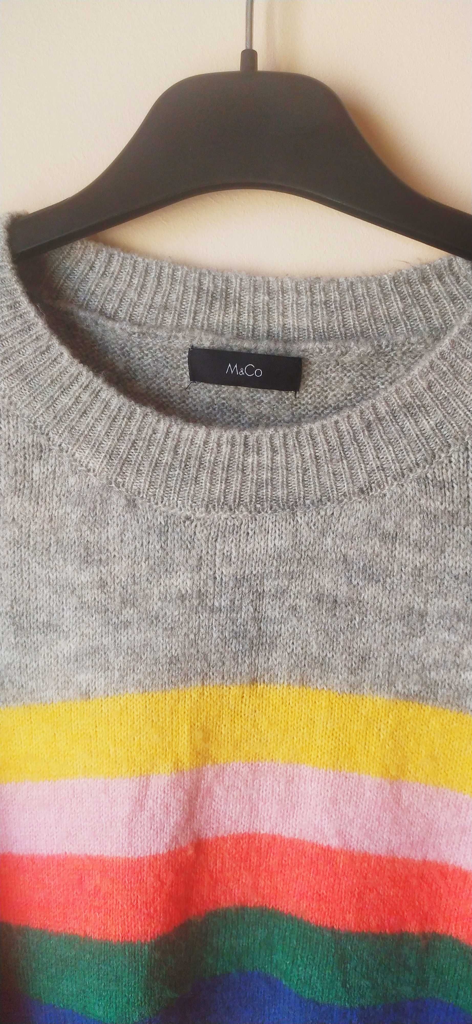 Szary sweter oversize w paski, rozmiar XXL