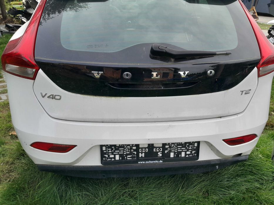 Volvo v40 t2 uszkodzony