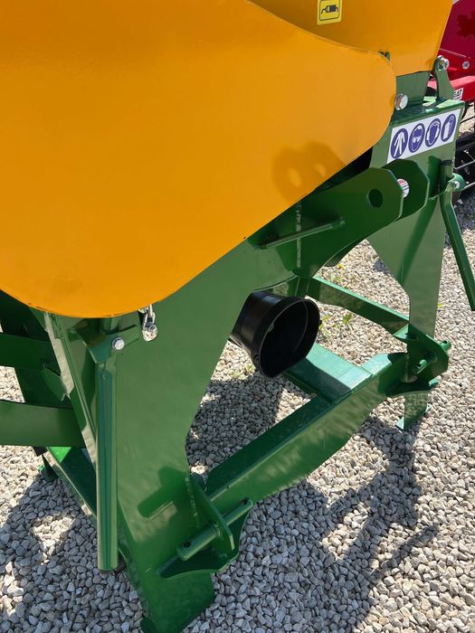 Rozdrabniacz gałęzi-selmar R16-rębak bębnowy-DOSTAWA / MODEL 2025