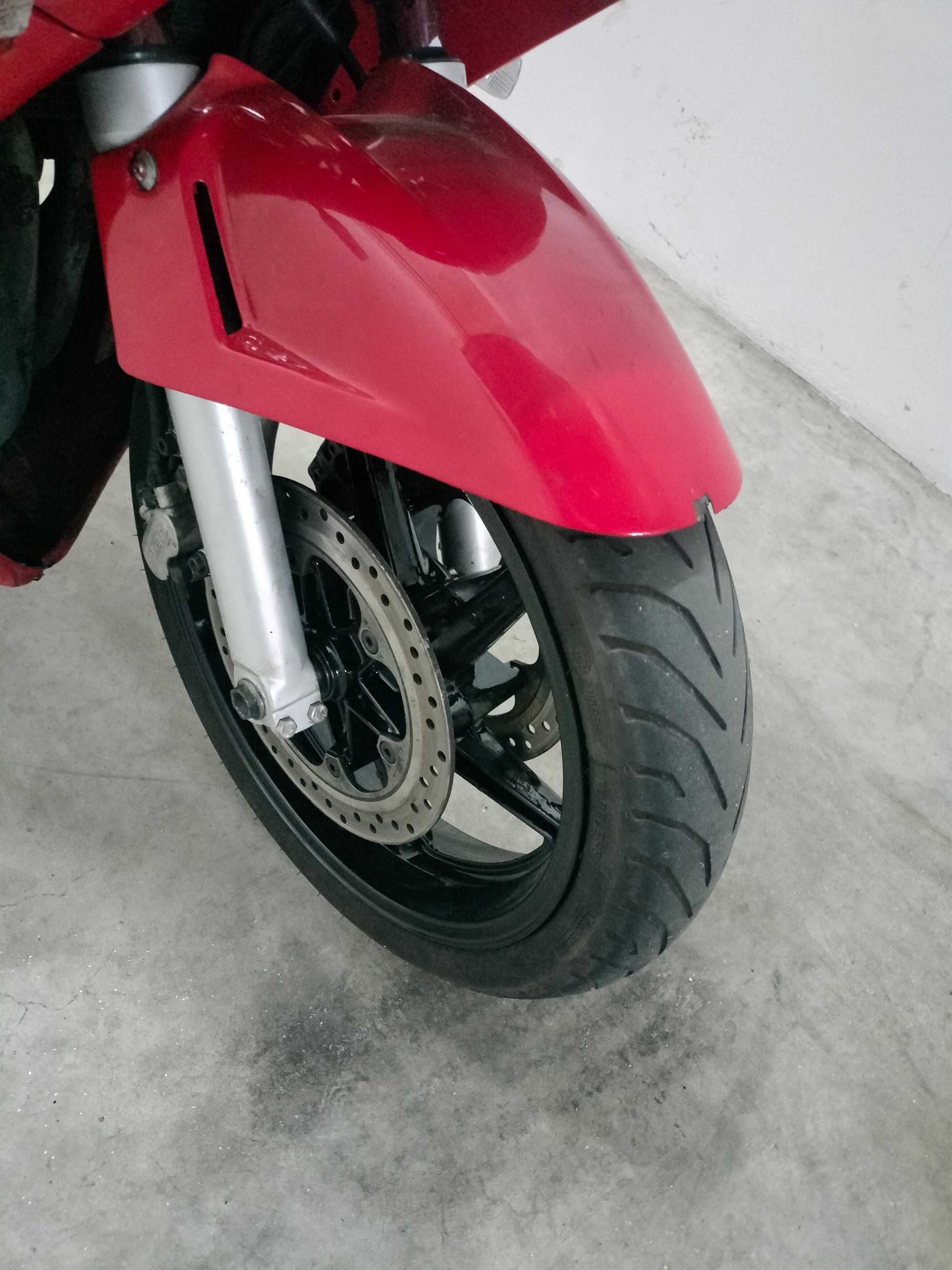 Linda Honda CBR 600 F