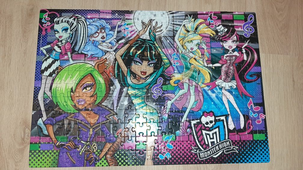 Puzzle Monster High 250