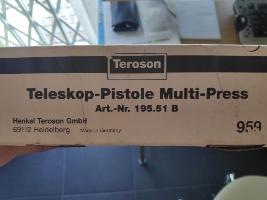Pistola Pneumática aplicação mastiques ( TEROSON® Multi Press )