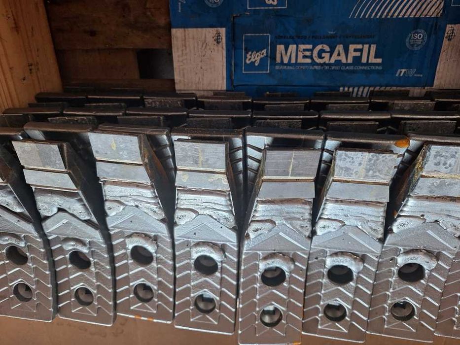 Dłuto Redlica HORSCH 2-otworowe napaw płytka AMA Landstal Mandam